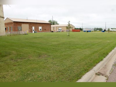 Variance recommended for city storage building