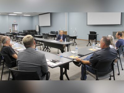 Secretary of State Steve Simon visits Pipestone